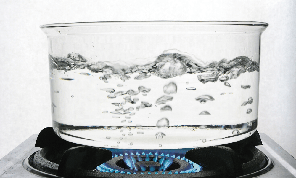 How to boil water Boiling water